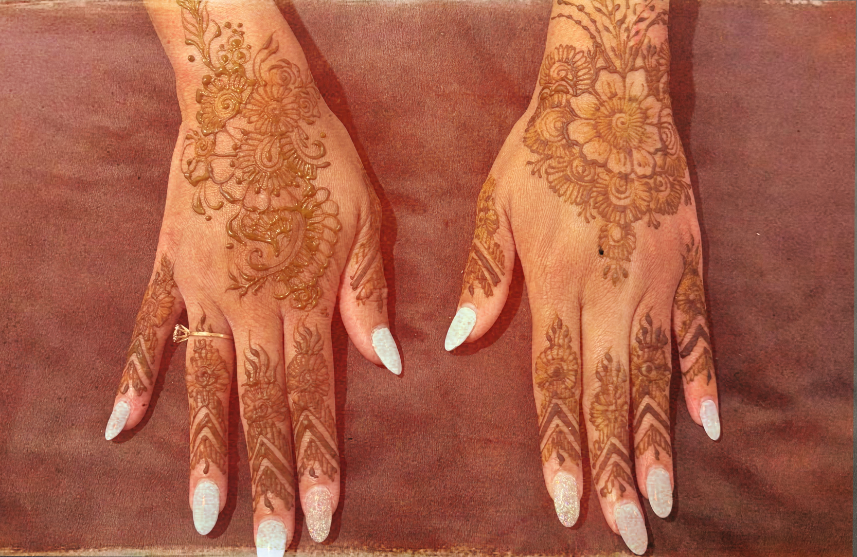 Henna Hands